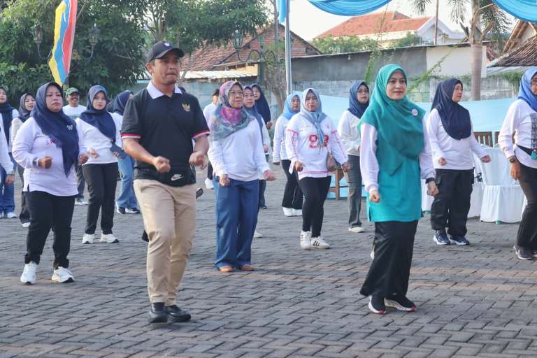 Pemkot Pasuruan Gandeng CSR Minimarket, 250 Balita Terima Bansos dan Layanan Kesehatan