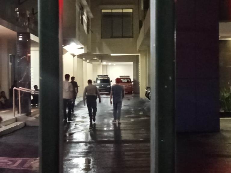 Pejabat dan ASN Datangi Mapolres Tulungagung Secara Bergelombang 