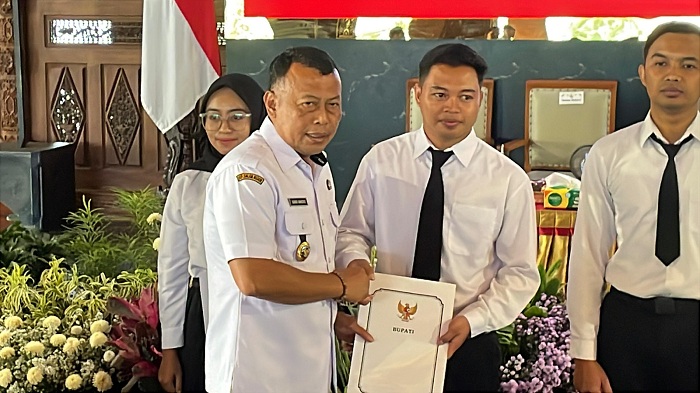 Bupati Ponorogo Serahkan SK PPPK Tahap 2 kepada 241 Pegawai