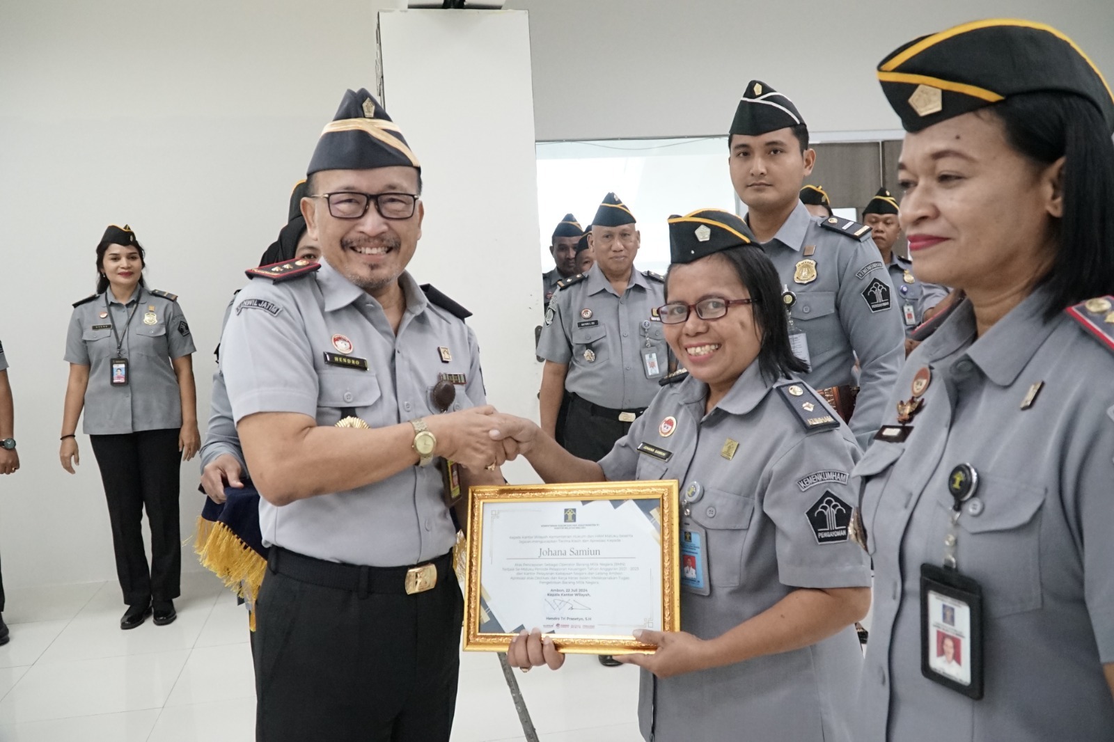 Raih Penghargaan Operator BMN Terbaik se-Maluku, Kakanwil Hendro Beri Apresiasi Jajaran
