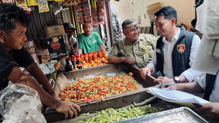 Jelang Ramadan 2026, Satgas Pangan Polres Ngawi Sidak Pasar Walikukun