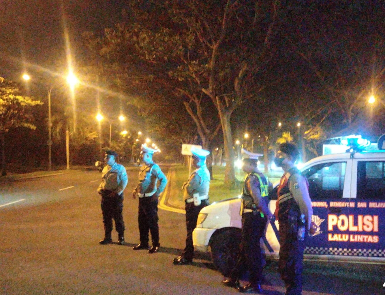 Polsek Lakarsantri Gelar Patroli KRYD di JLLB Ngemplak Made, Komitmen Jaga Harkamtibmas