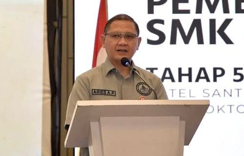 Kadindik Jatim Aries Agung Paewai Ajak Siswa Terapkan 7 Kebiasaan Anak Hebat