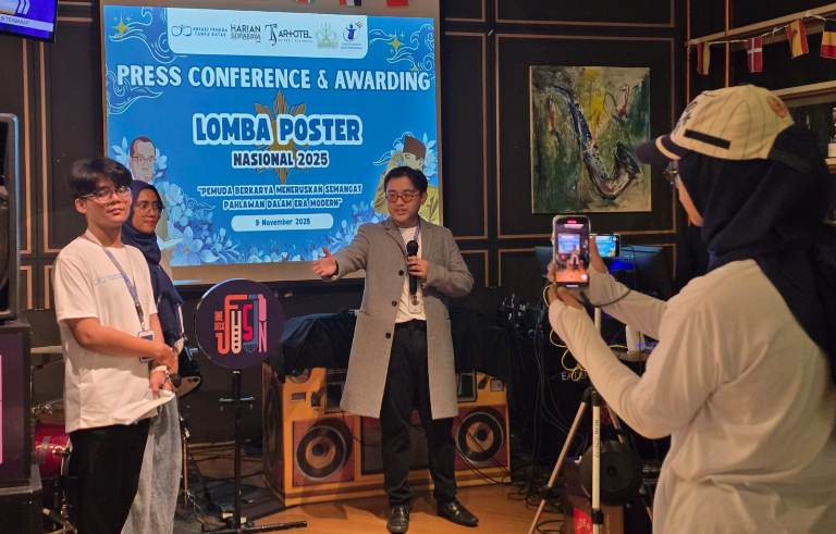 Kanvas Nasionalisme Masa Kini Lomba Poster di ARTOTEL TS Suites Surabaya Jadi Wadah Kreasi Tanpa Batas