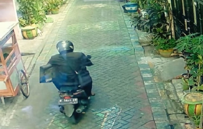 Ditinggal Keluar Kota, Rumah Warga Surabaya Dibobol Maling