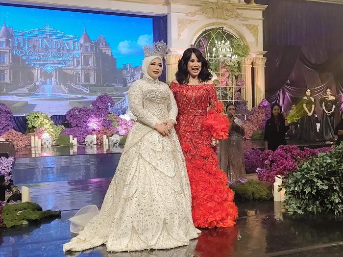Titi DJ Meriahkan Royal Kingdom Hj Indah 51th Birthday Celebration