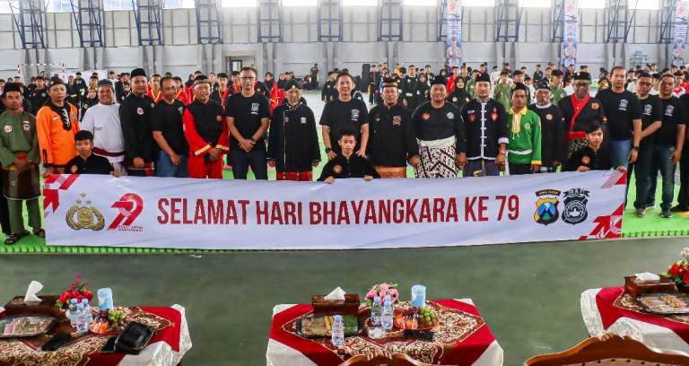 Hari Bhayangkara Ke-79, Polres Bojonegoro Gelar Kejuaraan Pencak Silat