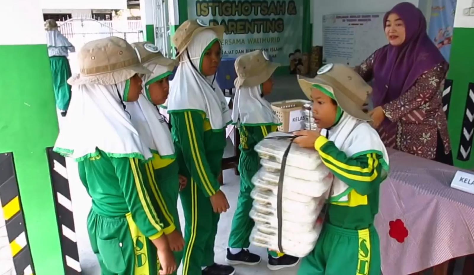 Hari Ke-2 Pendistribusian MBG di Sekolah, Ada Siswa Alergi Ayam