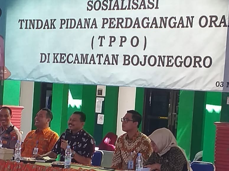 Imigrasi Tanjung Perak Sosialisasikan Kebijakan Penerbitan Paspor untuk Pencegahan TPPO