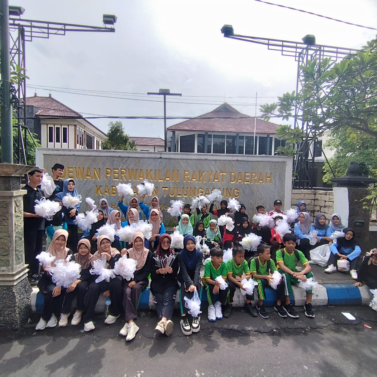 Rampok Kresek, Kampanye Pembatasan Pemakaian Plastik Sekali Pakai di CFD Tulungagung