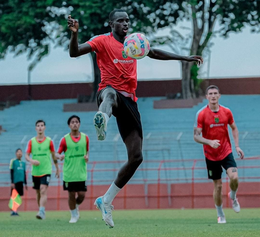 Flavio Silva Berpotensi Bermain di Penyerang Sayap saat Lawan Persija