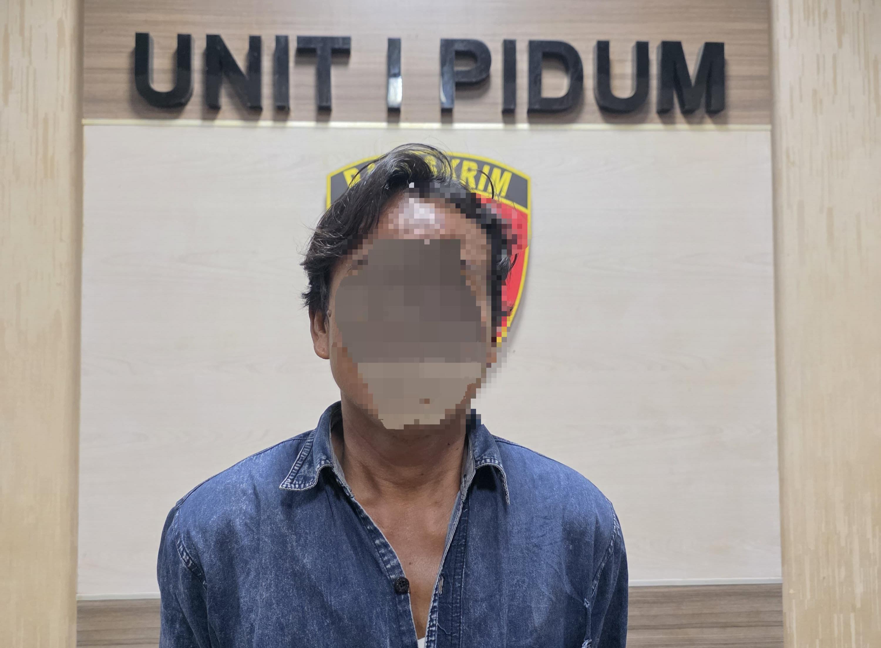 Pedagang Pentol Cabuli Remaja Laki-laki di Toilet Masjid Agung Gresik