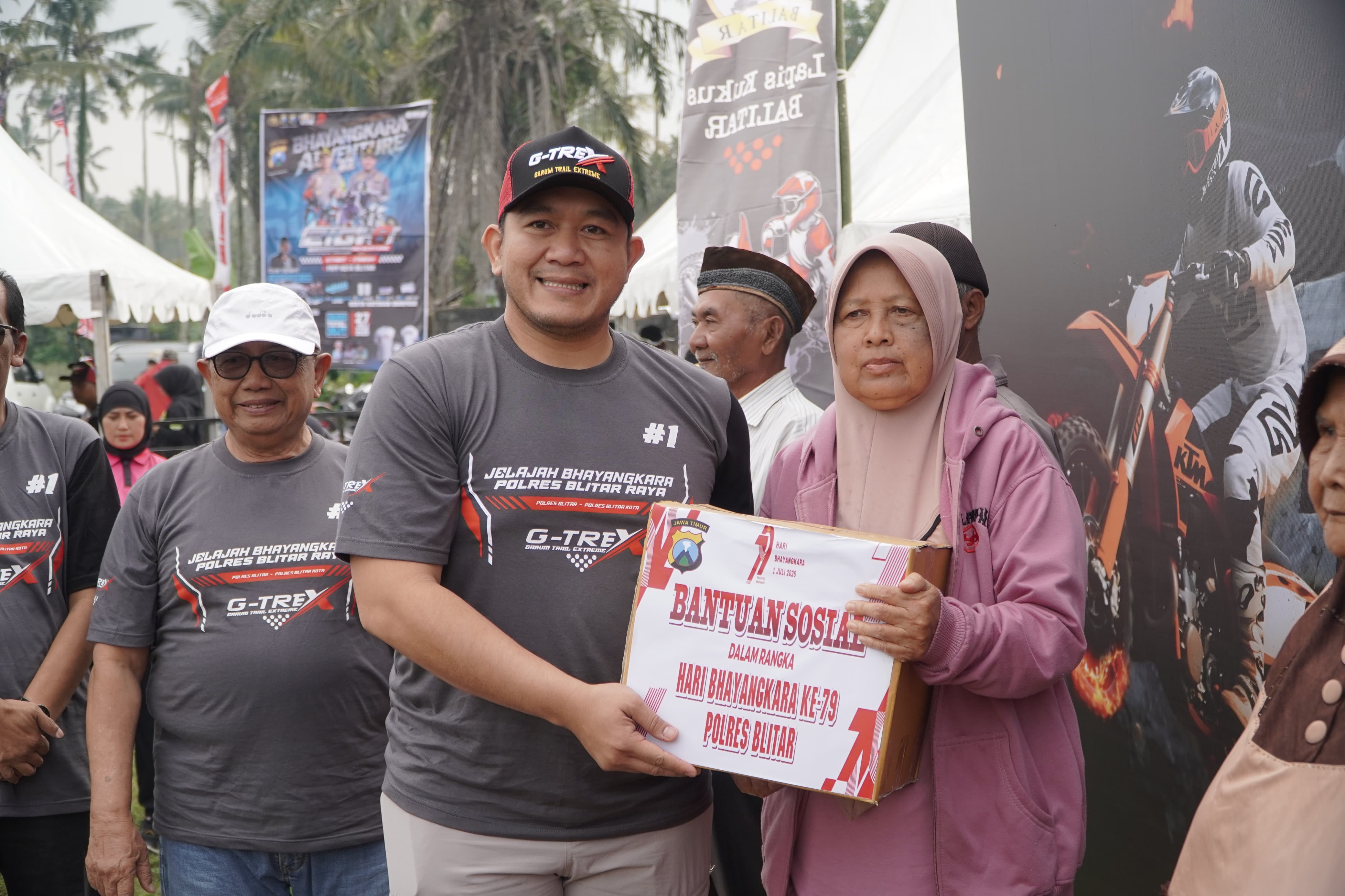 Meriahnya Jelajah Bhayangkara Blitar Raya Adventure Trail dan Rock Enduro Competition
