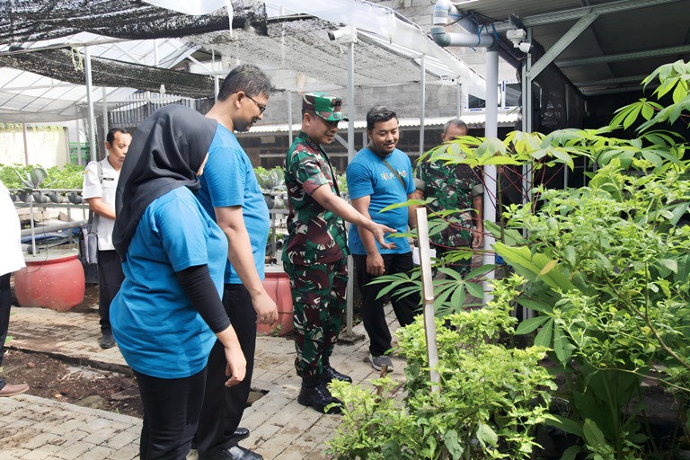 Budidaya Cacing Dorong Ketahanan Pangan, Dandim 0821/Lumajang Beri Pesan Penting