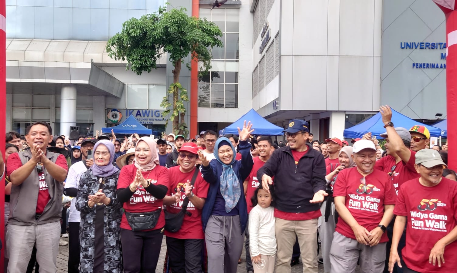 Fun Walk dan Tambah Guru Besar Warnai 55 Tahun Universitas Widyagama