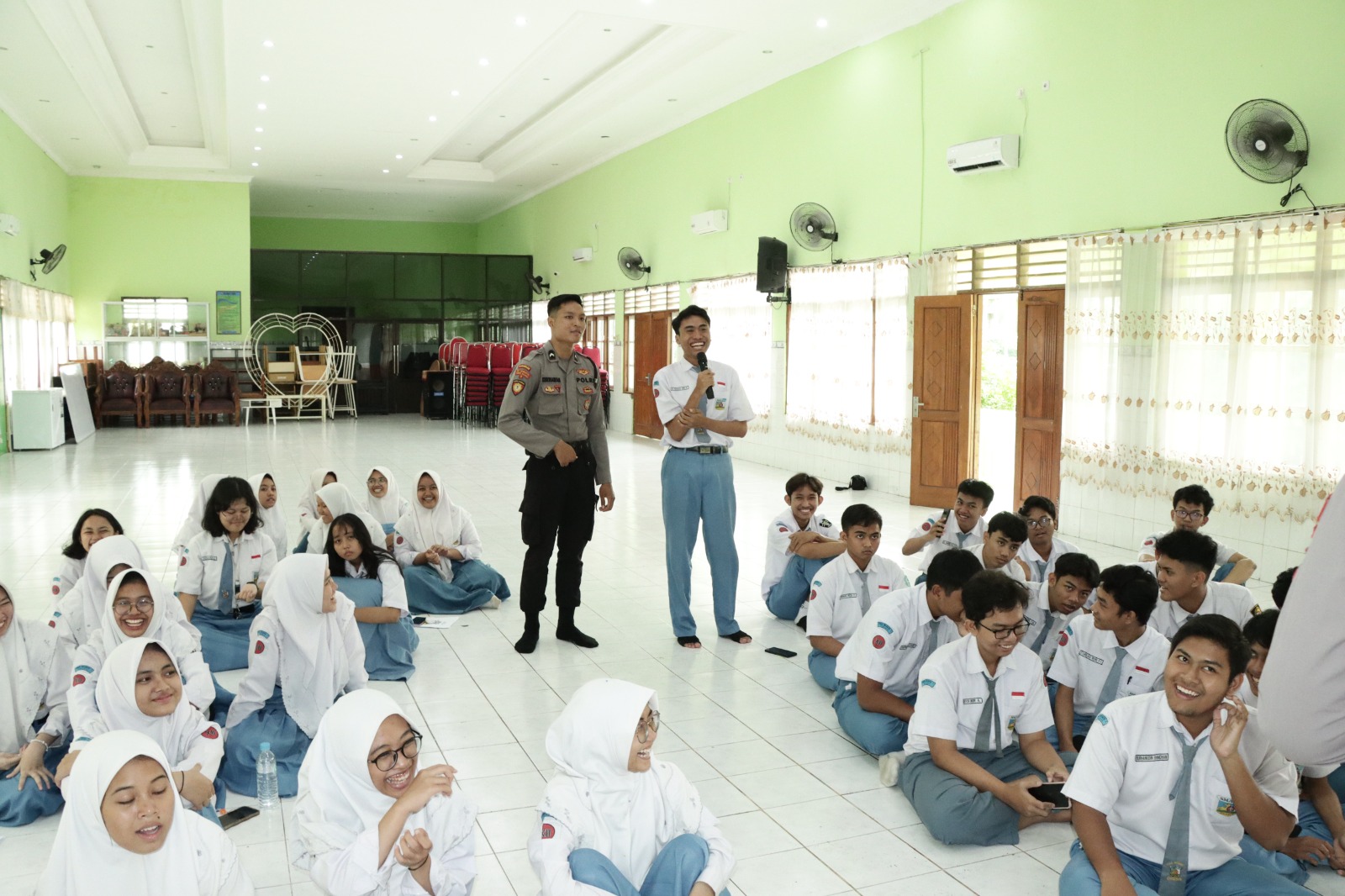 Polres Gresik Gelar Sosialisasi Penerimaan Anggota Polri di SMA