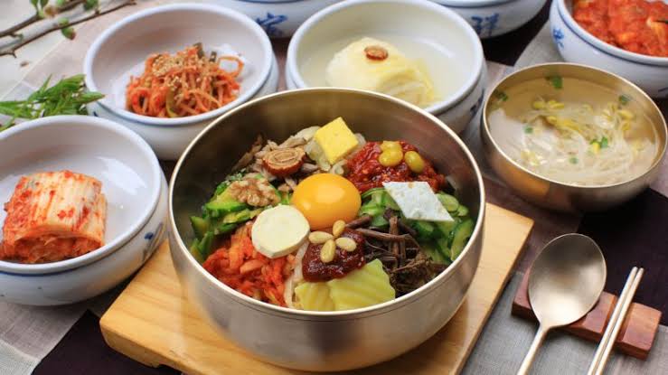 Pecinta Korean Food Wajib Tahu! Salah Satu Hidden Gem Di PTC Surabaya