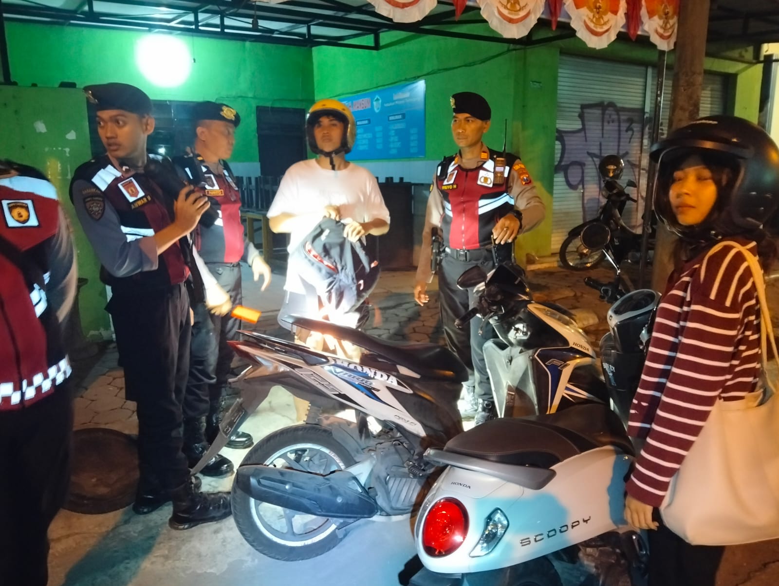 Polres Kediri Kota Edukasi Pentingnya Jaga Diri dan Etika Berkendara di Jalan Malam Hari