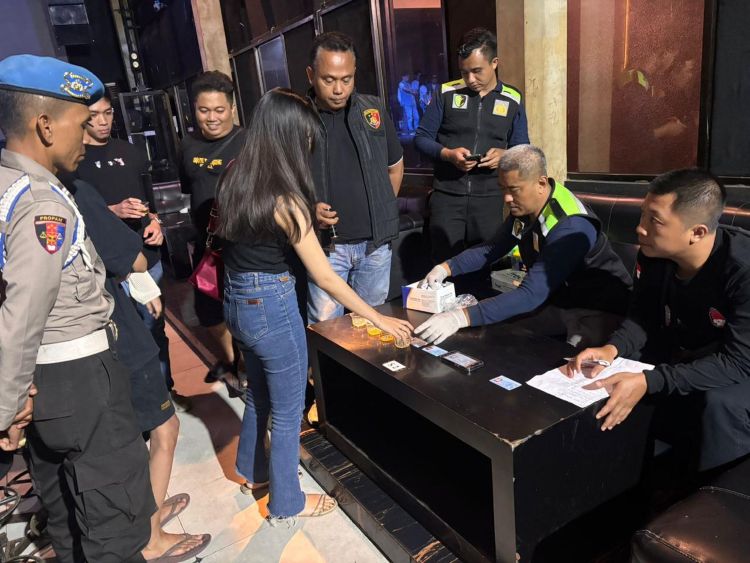 Cipta kondisi jelang Nataru, Polres Kediri Razia Tempat Hiburan Malam 