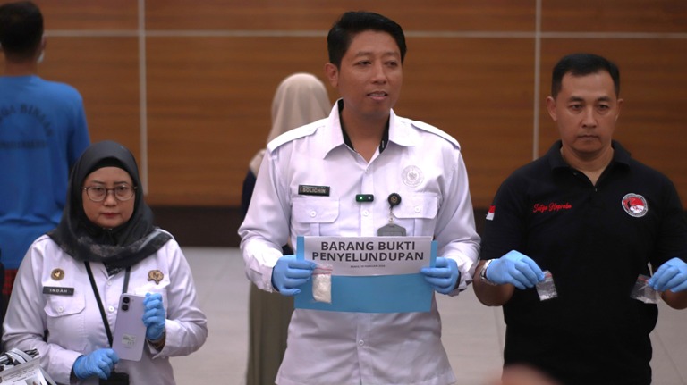 Lapas Kediri Gagalkan Penyelundupan Narkoba dan Handphone Melalui Layanan Kunjungan