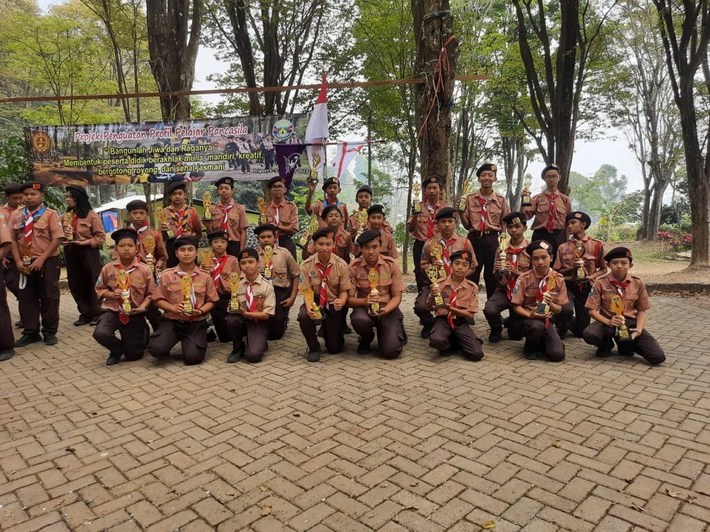 SMPN 1 Sidoarjo Gelar Bigcamp Wujudkan Siswa Mandiri dan Tangguh