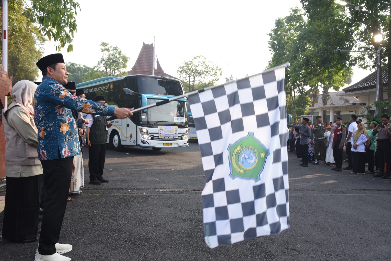 Antrean Haji Sidoarjo Terpanjang di Jawa Timur, Tiap Hari 40 Orang Daftar Reguler