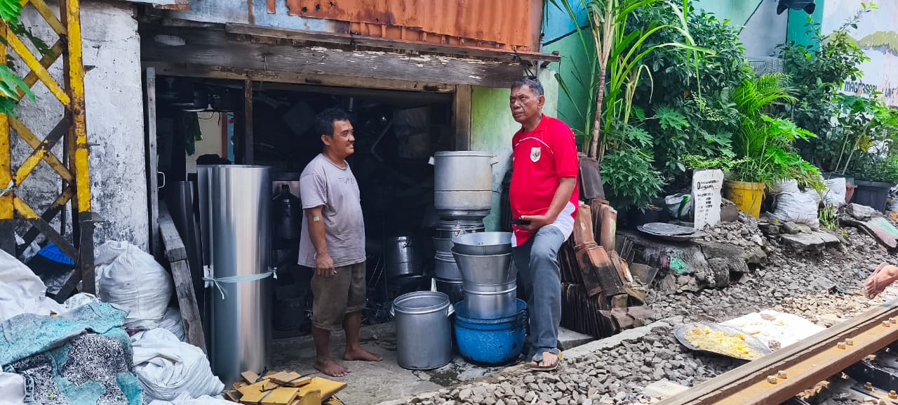 Kisah Kampung Dandang Surabaya Melawan Zaman, dari Tungku ke Pasar Global