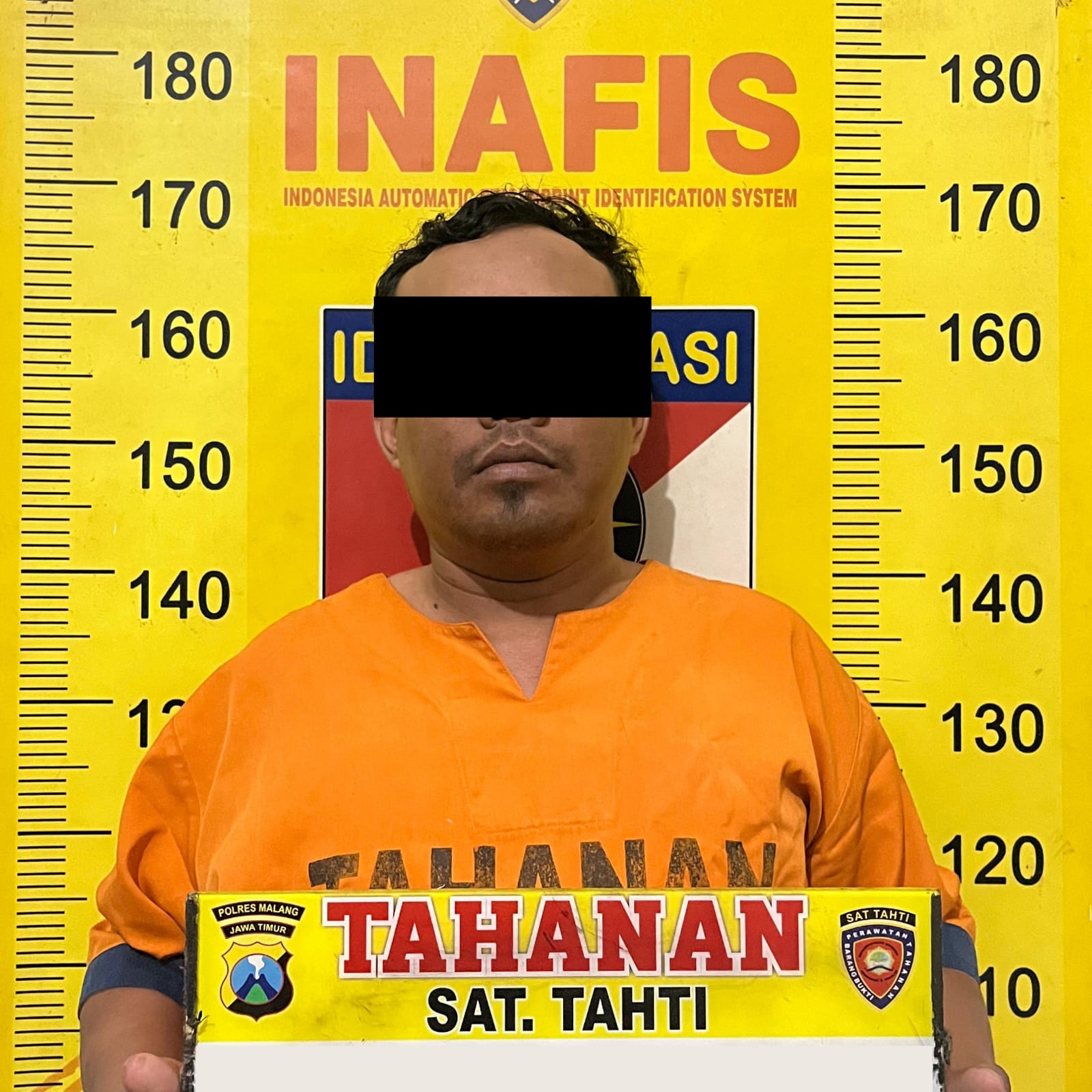 Aksi Pria Malang Curi Ponsel Terekam CCTV, Berujung Diciduk Polisi