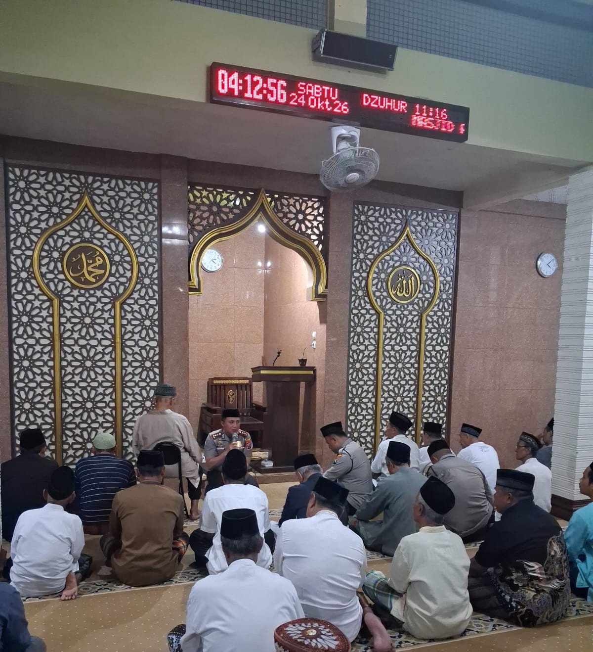 Subuh Keliling, Kapolres Blitar Ajak Warga Tingkatkan Sinergi Jaga Kamtibmas