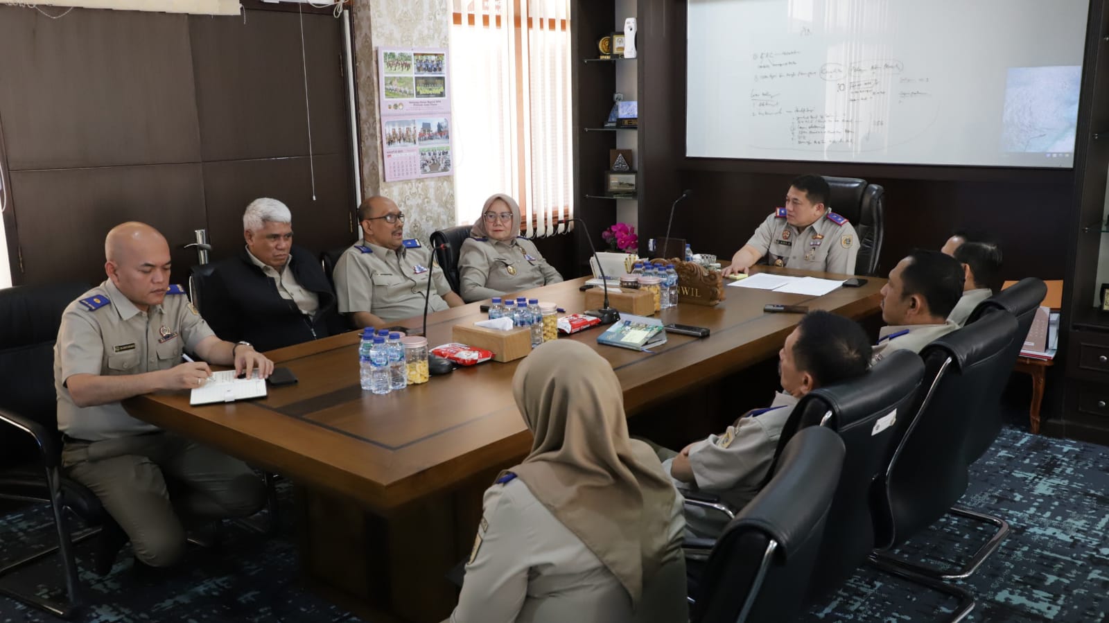 Pimpin Rapat Maraton, Kakanwil BPN Provinsi Jawa Timur Percepat Target Program Strategis Nasional
