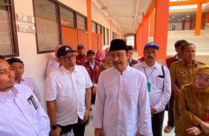 Mensos Gus Ipul Sambangi SRT 1 Gresik, Siswa SD Jadi Perhatian Utama