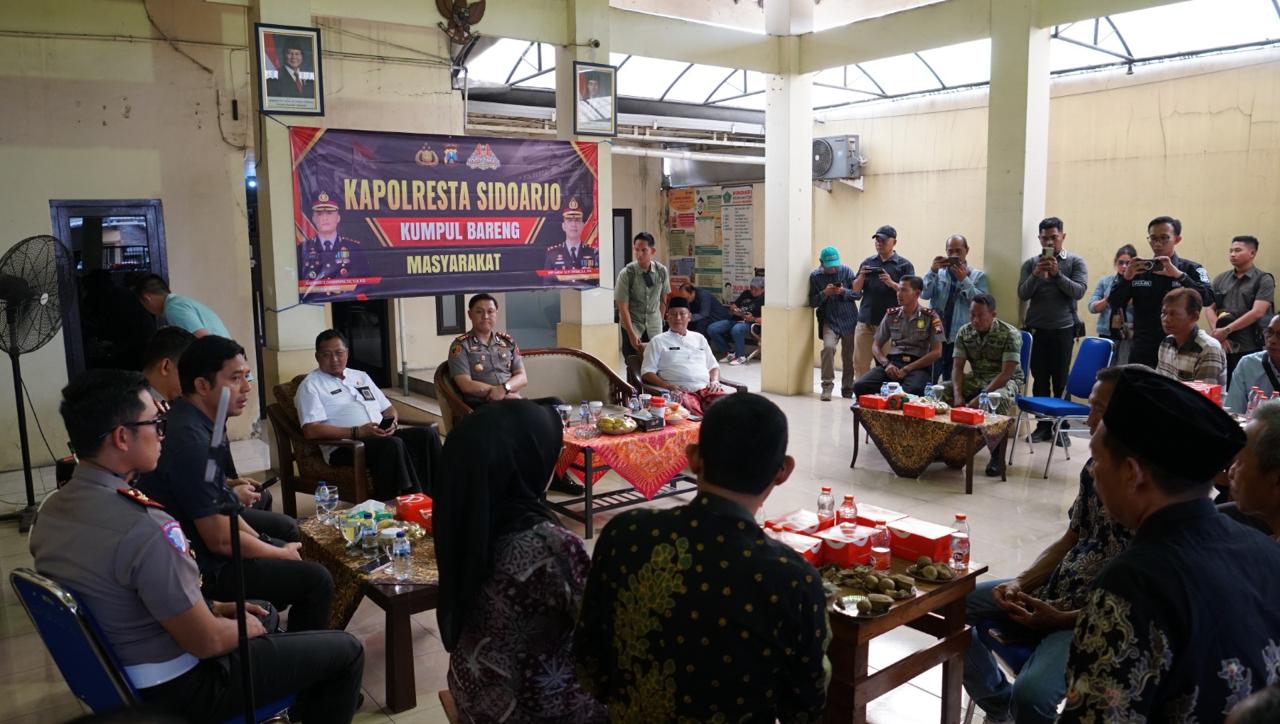 Polresta Sidoarjo Bertemu Warga Randegan, Gencarkan Program Polisi Peduli Pengangguran