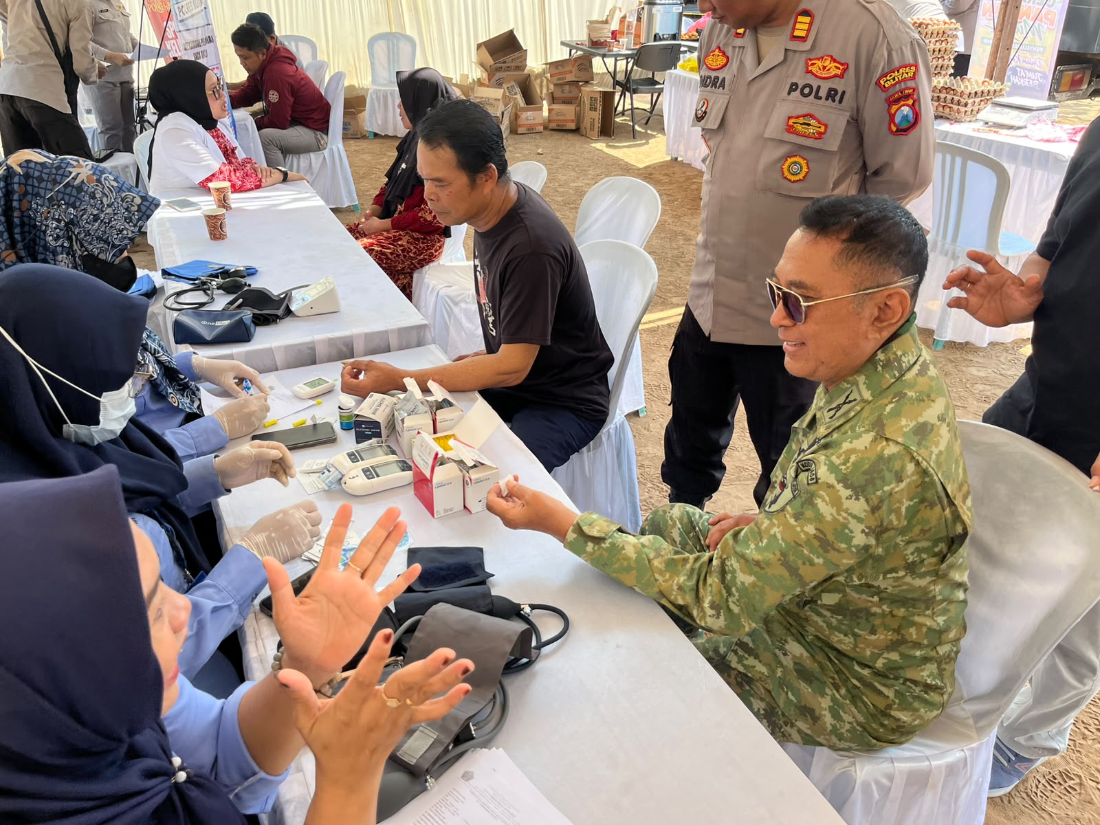 Tingkatkan Layanan, Jumat Berkah Polres Blitar Hadirkan Sembako Murah