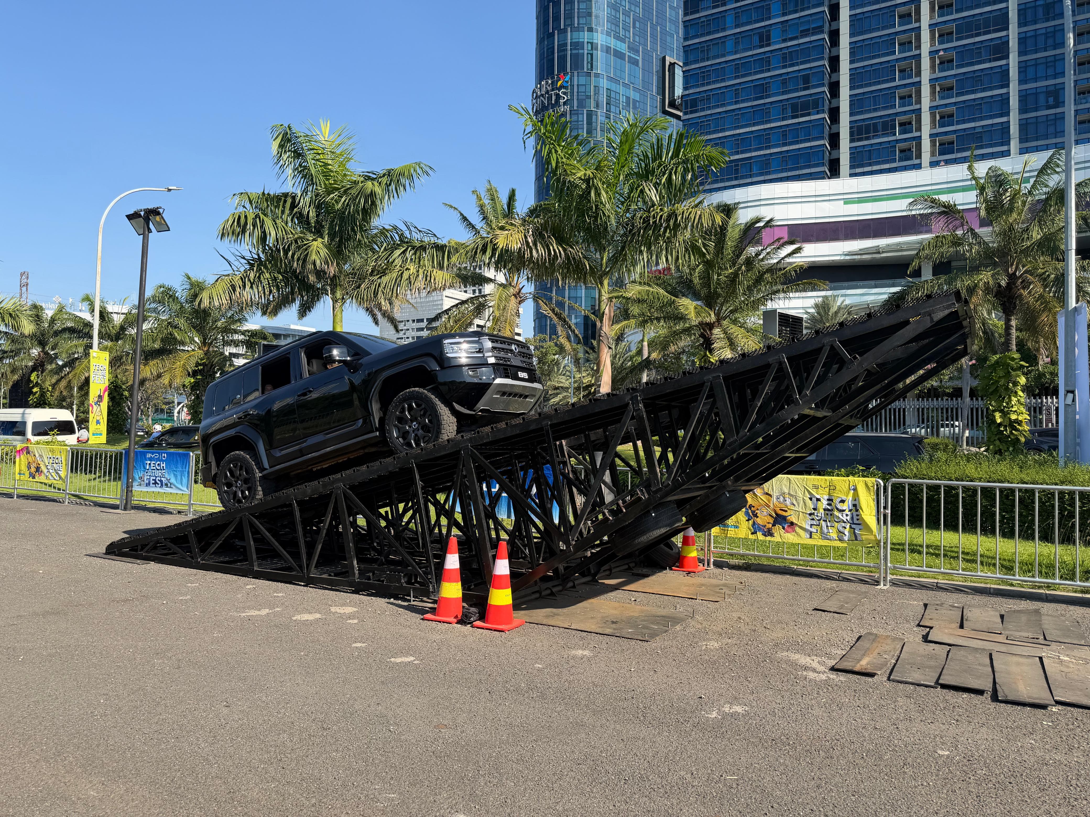 Perluas Jaringan ke Kota Tier Dua, BYD Targetkan 100 Dealer 3S pada 2026