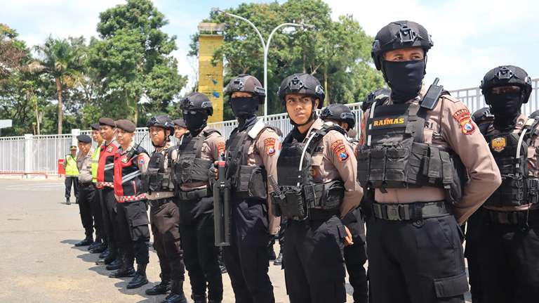 Pertandingan Arema FC vs Arema All Star sebagai Simulasi Pengamanan Lawan Persik