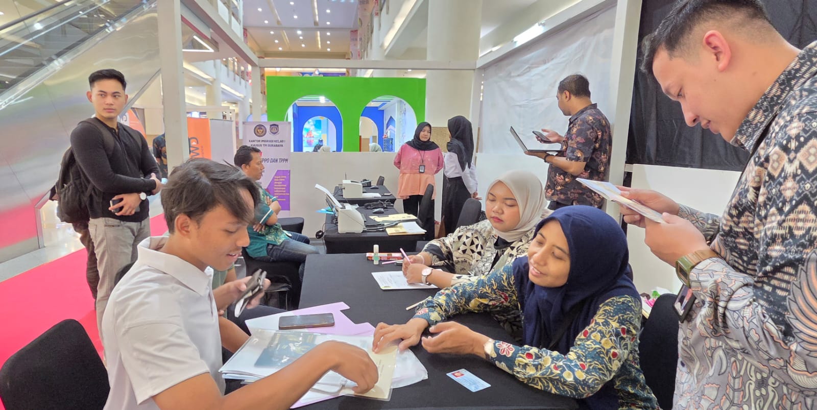 Hari Terakhir, Booth Imigrasi Pameran Umrah Dipadati Pemohon