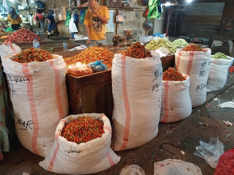 Produksi Petani Turun, Harga Cabai di Surabaya Meroket