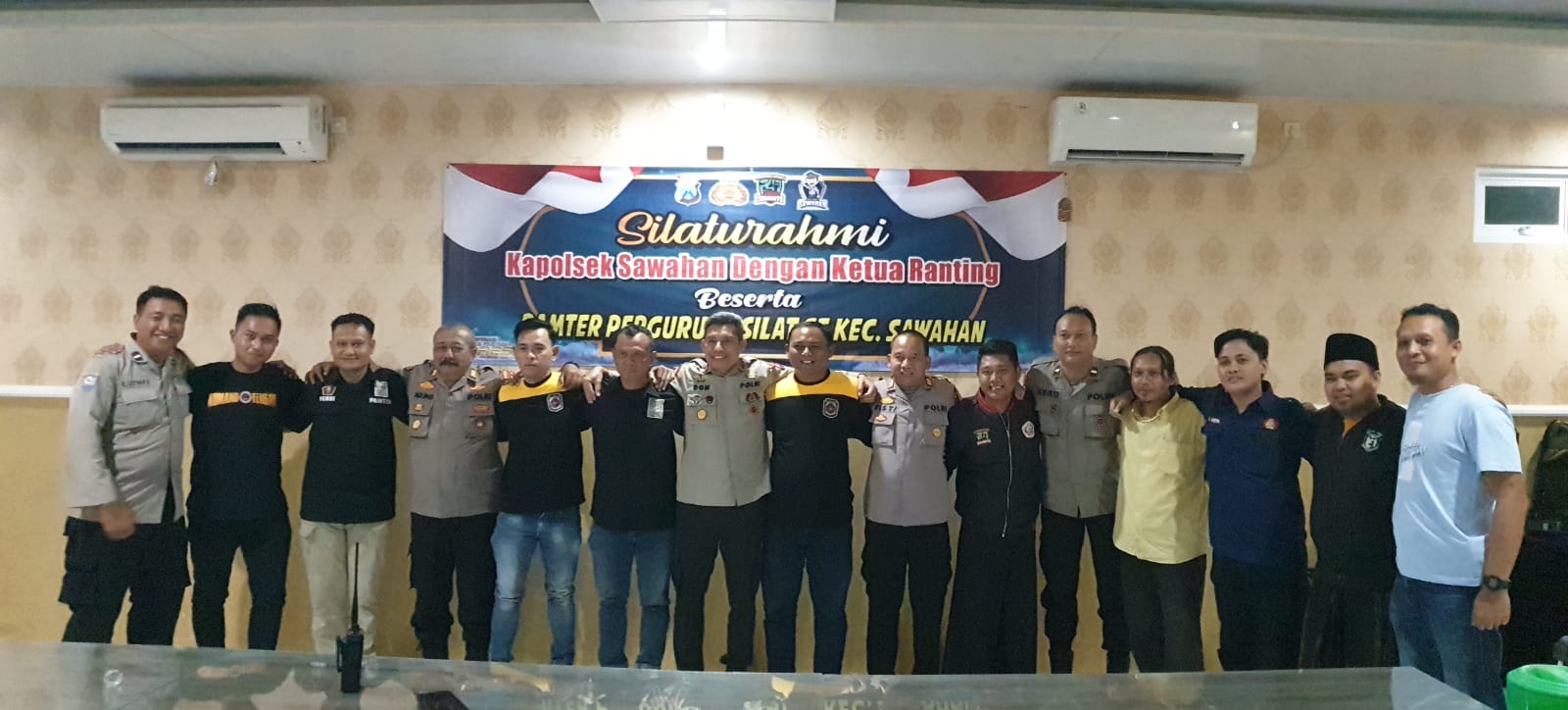 Kapolsek Sawahan Silaturahmi dengan Ketua Ranting dan Pamter Perguruan Silat