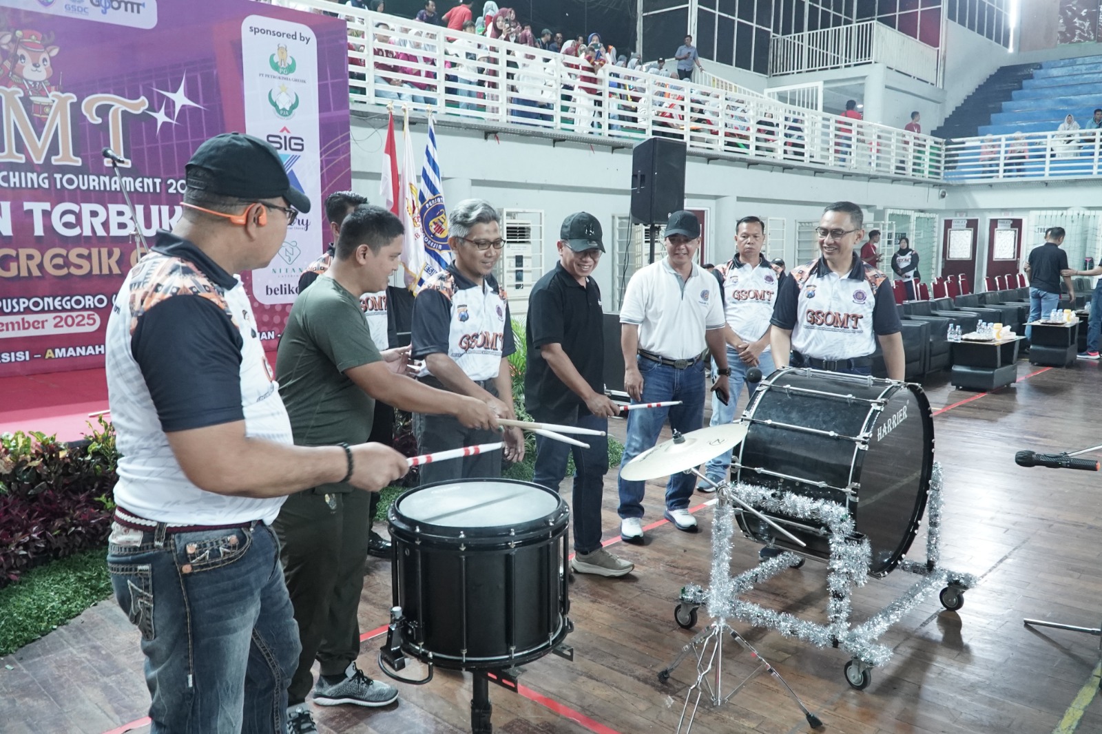 Lomba Marching Band Kapolres Gresik Cup 2025 Resmi Dibuka, Ratusan Peserta Tunjukkan Semangat Prestasi