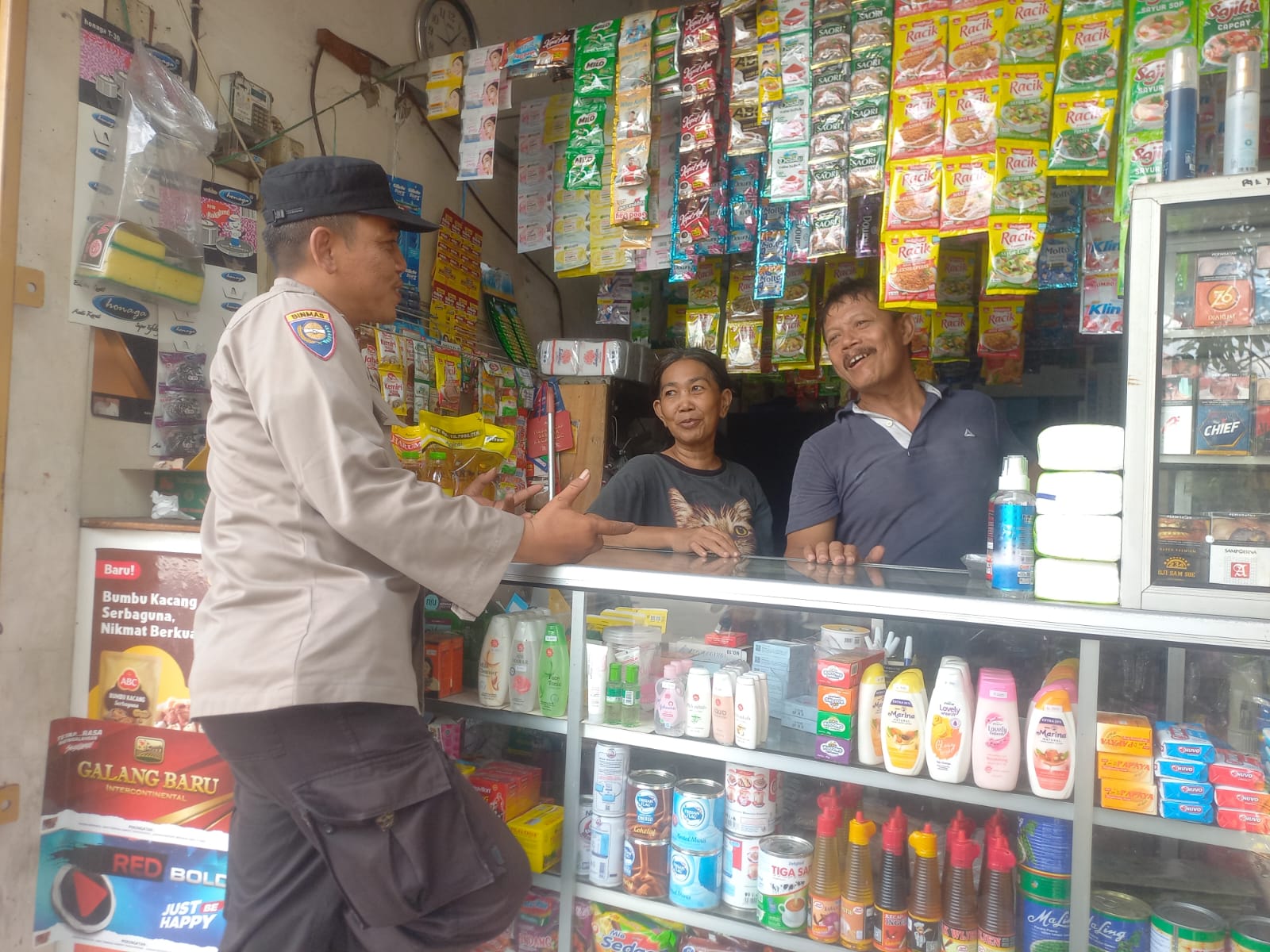 Jaga Kamtibmas Kondusif, Polsek Sawahan Gencarkan Sambang Warga