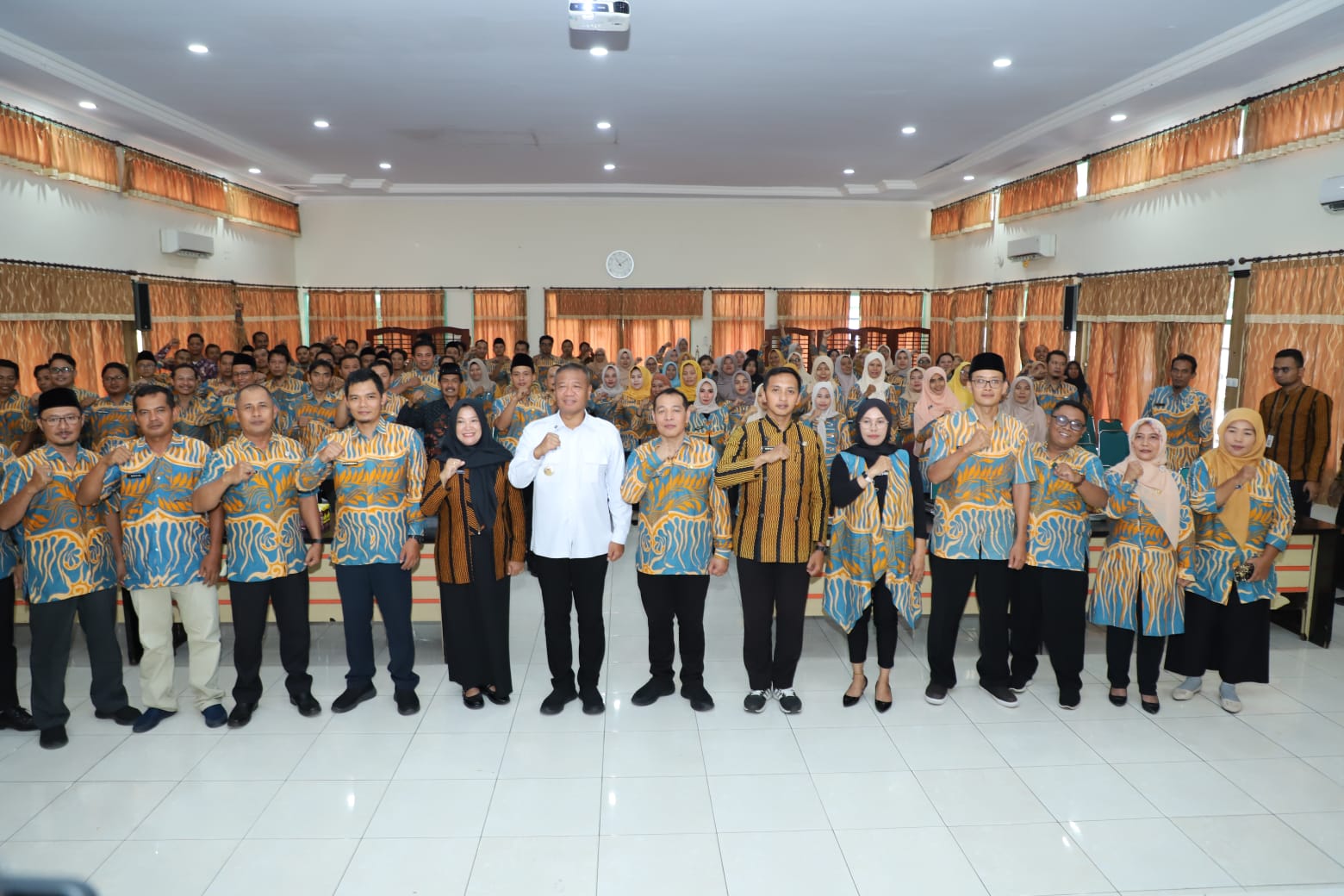 Bupati Gatut Sunu Gaspol Kuatkan PKH, SDM Pendamping Jadi Kunci Tekan Kemiskinan