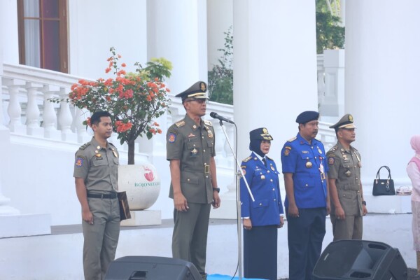 Bupati Bojonegoro Pimpin Upacara Hari Kartini 