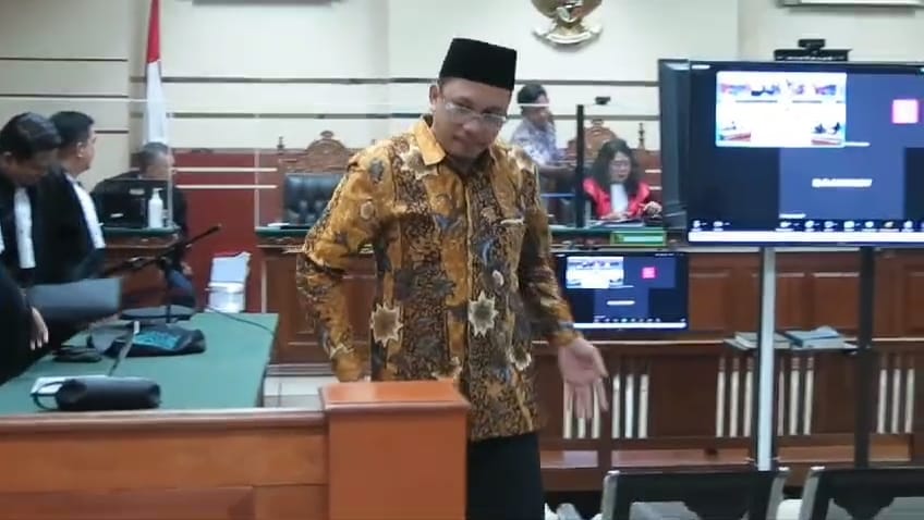 Saksi Meringankan Tak Hadir, Gus Muhdlor Akan Hadapi Tuntutan