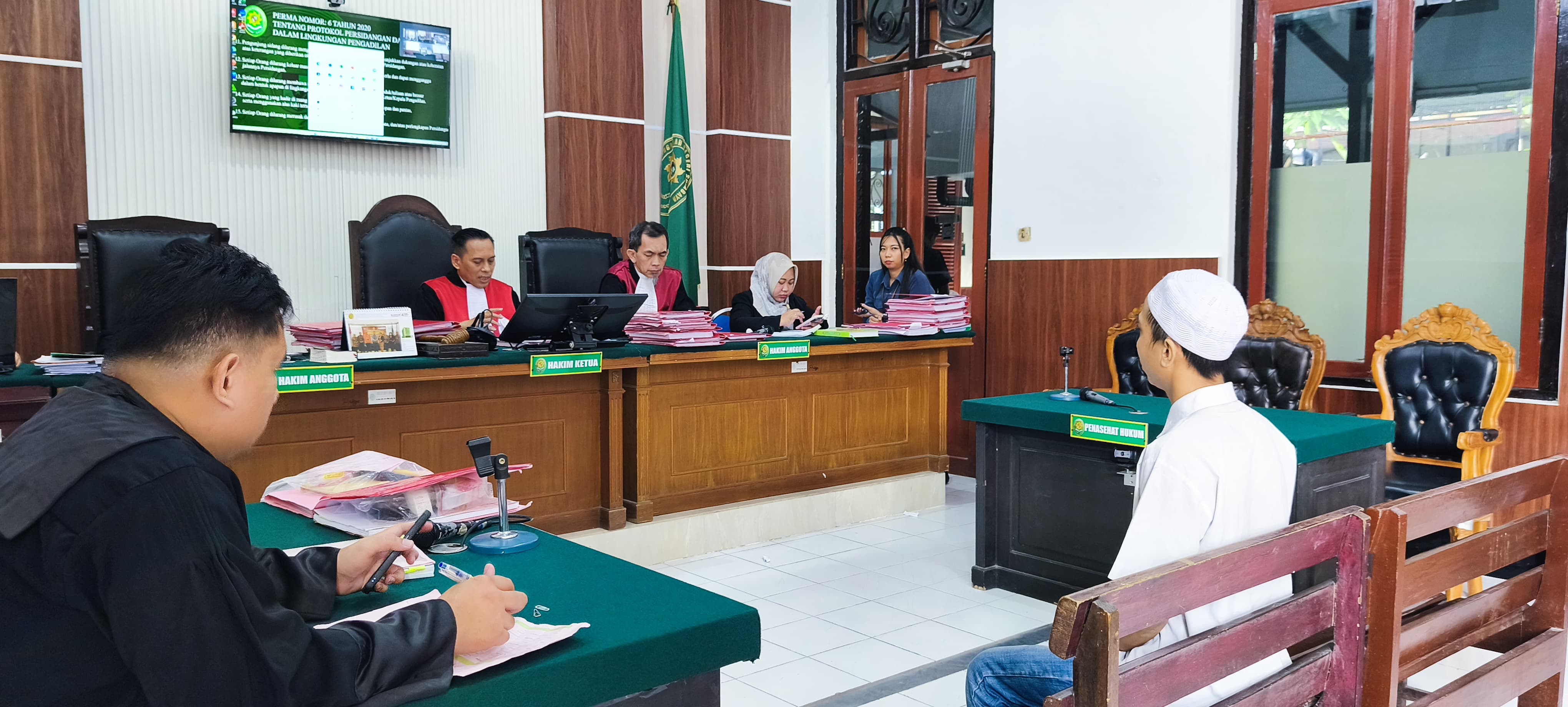 Apes! Curi AC di Grand Pakuwon, Muchlis Dijatuhi Vonis 1 Tahun 4 Bulan Penjara