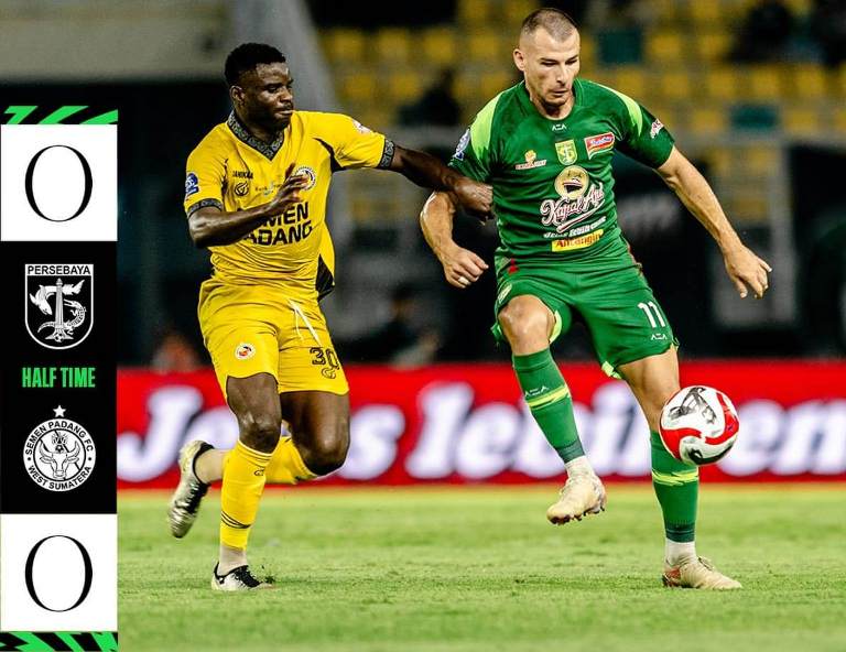 Persebaya Ditahan Imbang Semen Padang Tanpa Gol di Babak Pertama