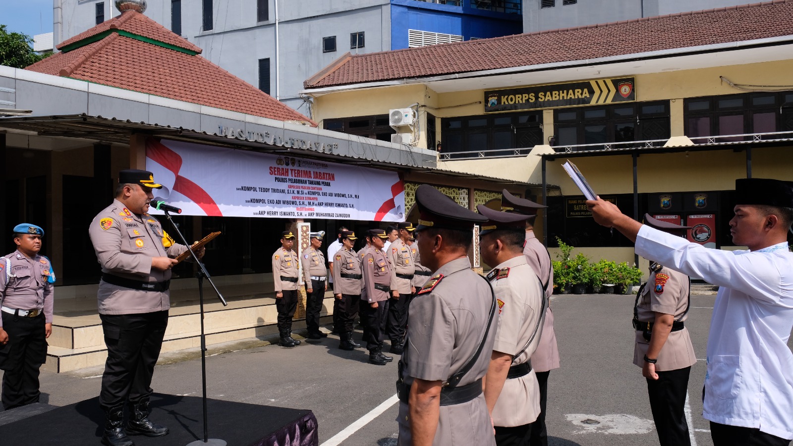 Rotasi Besar-besaran di Polres Pelabuhan Tanjung Perak, Tiga Jabatan Strategis Berganti