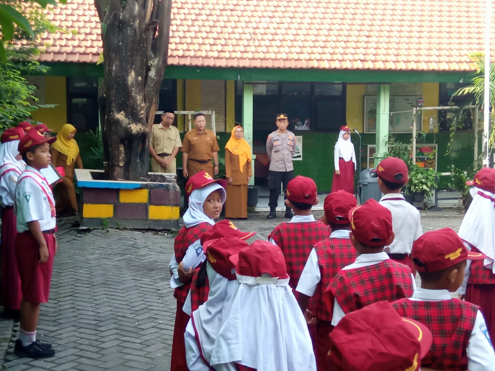 Polisi Tumbuhkan Kedisiplinan Sejak Dini