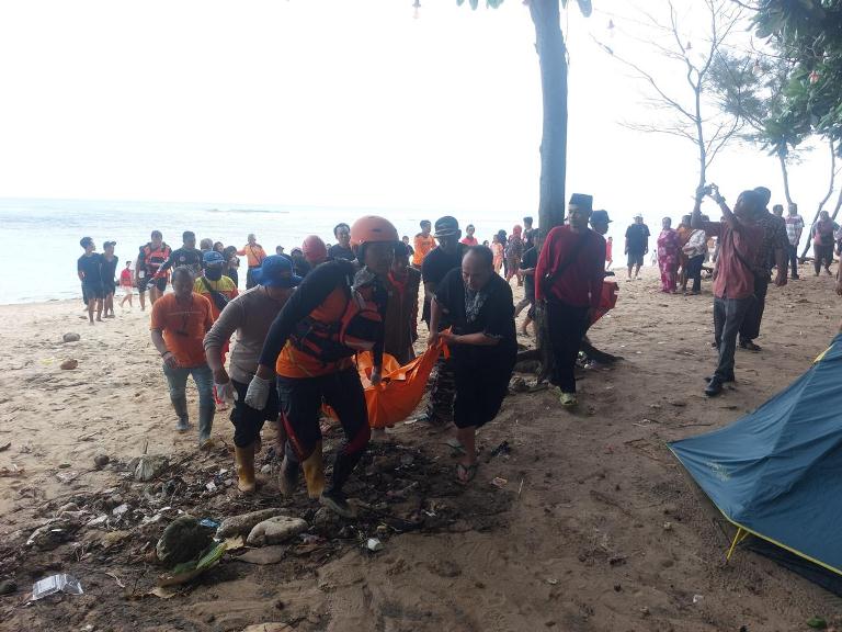 3 Santri Korban Tenggelam di Pantai Balekambang Ditemukan