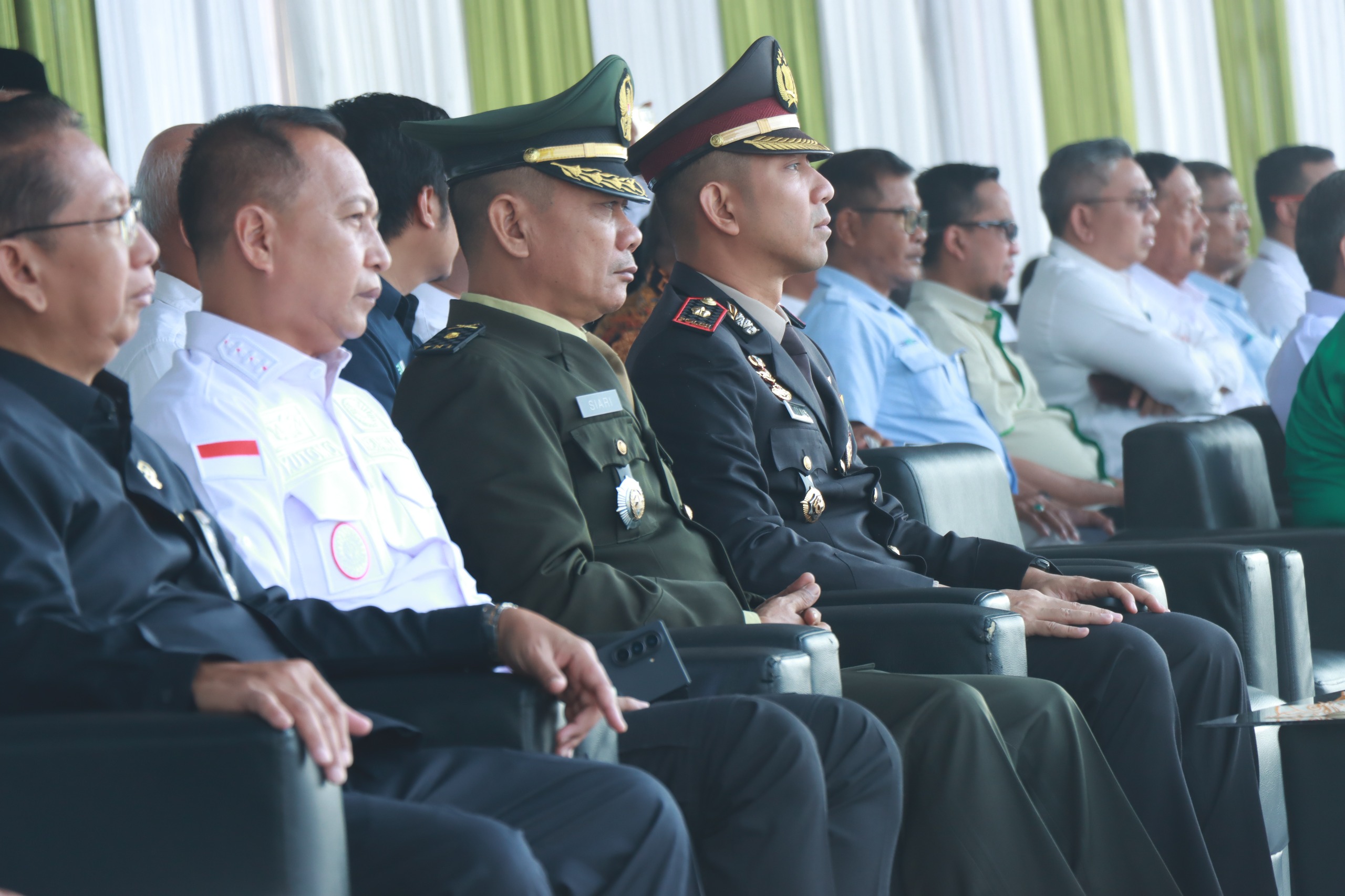 Bentuk Sinergitas, Wakapolres Gresik Hadiri Upacara Harhubnas 2025 di Dermaga 180