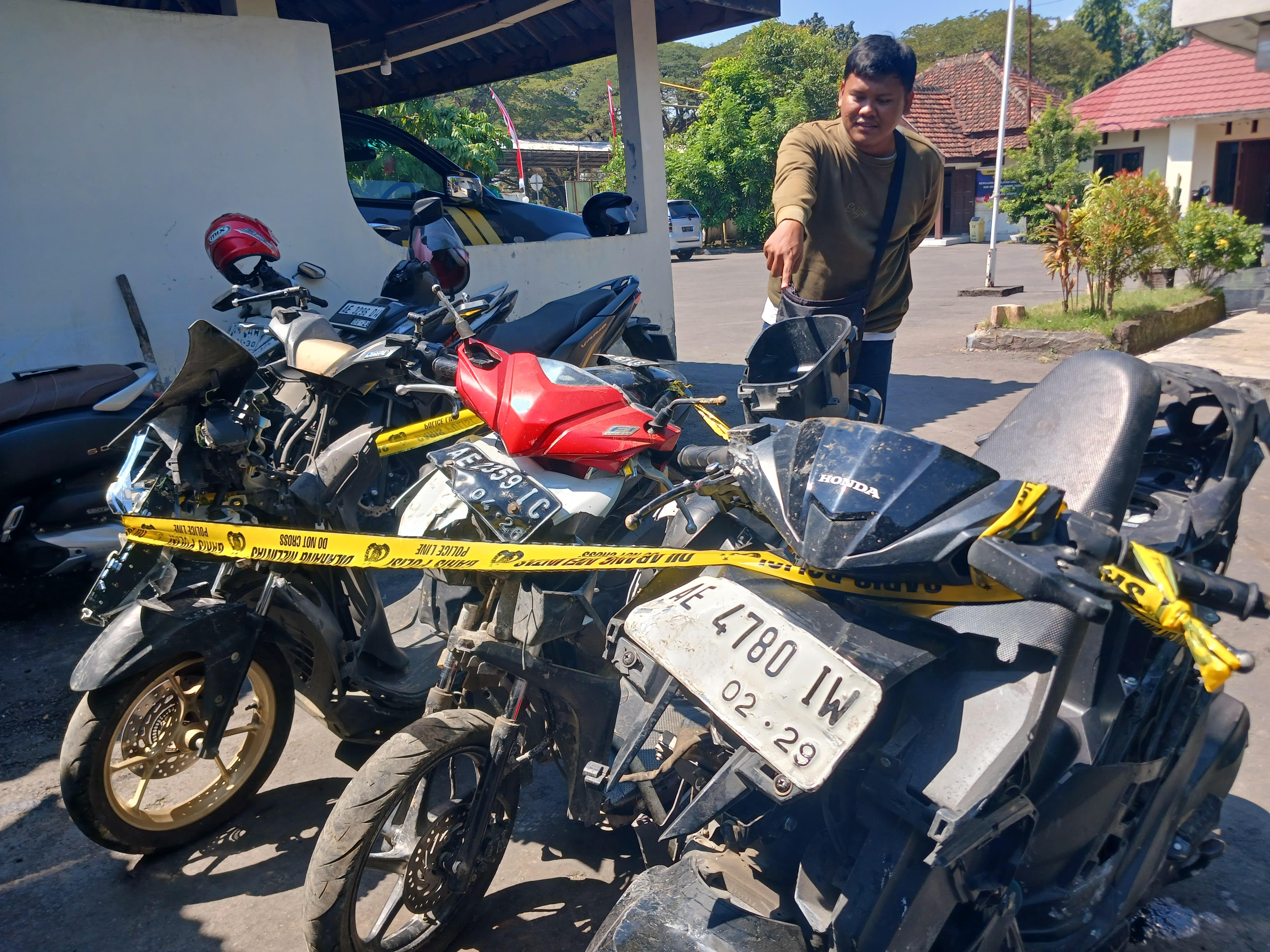 Bentrokan Warga Vs Pesilat, 4 Luka dan 11 Diamankan